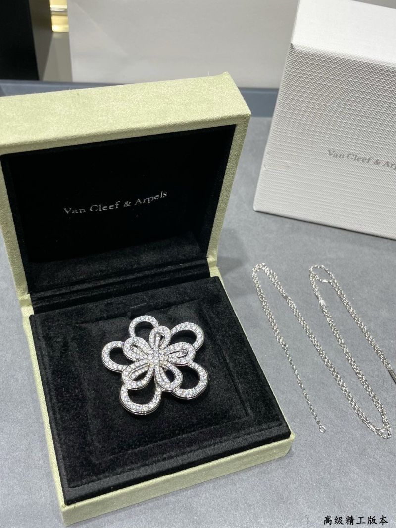Vca Necklaces